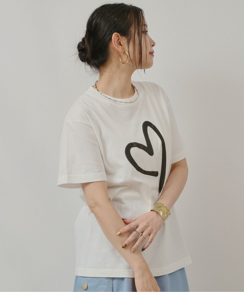 palm RICHE(ポームリシュ)の「FLOAT HEART T(Tシャツ/カットソー・レディース・チャコールグレー/オフホワイト/オレンジ系その他・M)」の7枚目の写真
