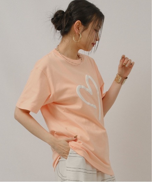 palm RICHE(ポームリシュ)の「FLOAT HEART T(Tシャツ/カットソー・レディース・チャコールグレー/オフホワイト/オレンジ系その他・M)」の21枚目の写真