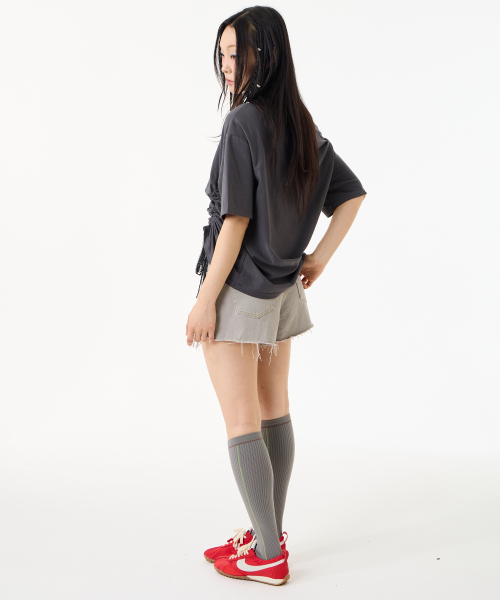 UNKNOWN PLANET(アンノウンプラネット)の「ヴィンテージダメージカットオフショーツグレー(その他パンツ・レディース・その他・SMALL/MEDIUM/LARGE)」の11枚目の写真