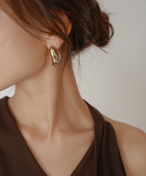 KINO THE KEI(キノザケイ)の「natural objects ピアス KINO THE KEI(ピアス(両耳用)・レディース・シルバー/ゴールド・フリー)」の3枚目の写真