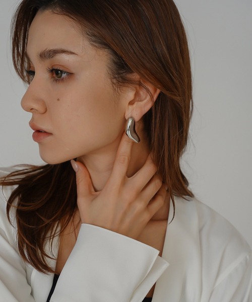 KINO THE KEI(キノザケイ)の「natural objects ピアス KINO THE KEI(ピアス(両耳用)・レディース・シルバー/ゴールド・フリー)」の5枚目の写真
