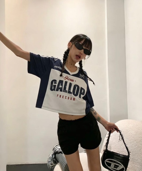 WESTSEA(ウエストシー)の「ヴィンテージライク メッシュゲームシャツ クロップド丈 Vネック ユニフォームTEE 半袖 レディース(Tシャツ/カットソー・レディース・ブルー/ネイビー/ピンク/イエロー・FREE)」の9枚目の写真