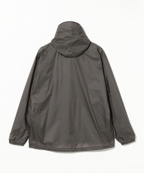 CHARI&CO(チャリアンドコー)の「CHARI&CO × WILD THINGS / WIND PACKABLE PARKA(ブルゾン・メンズ・グレー・XL/L/M)」の7枚目の写真