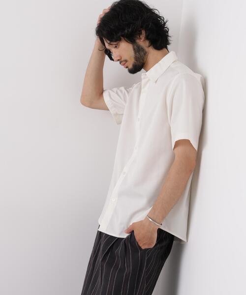 Standard Regular Collar Shirt — рубашка со стандартным воротником / короткий рукав