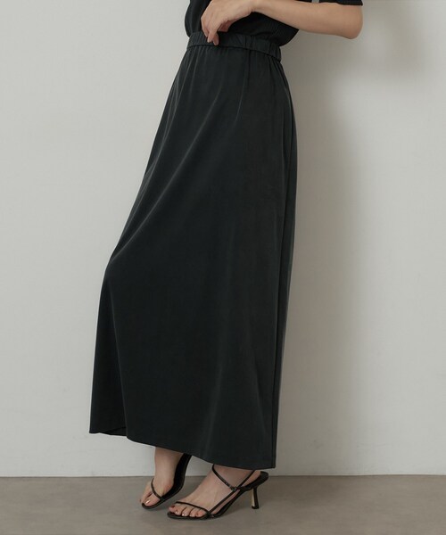 UNTITLED（アンタイトル）の「【秋めきリラクシー/セットアップ可】ヴィンテージライク ロングスカート（スカート・レディース・ブラック/ブラウン系その他/カーキ・02/04/44/48/50/00/01）」の22枚目の写真