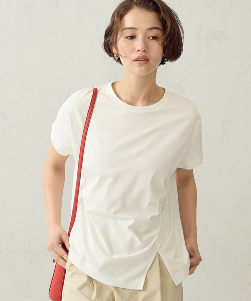 COMME CA ISM(コムサイズム)の「【接触冷感】アシンメトリータックTシャツ(Tシャツ/カットソー・レディース・チャコール/ホワイト/カーキ・MEDIUM/LARGE)」の7枚目の写真