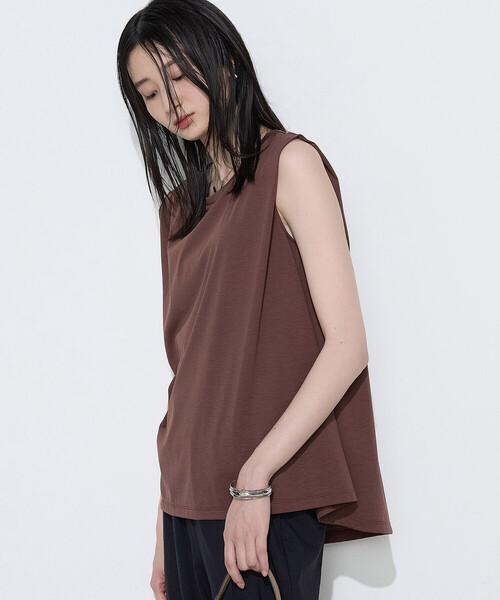 COMME CA Wardrobe(コムサワードローブ)の「ポリエステル/レーヨン天竺 タンクトップ(タンクトップ・レディース・レッド/ホワイト/ブラウン・FREE)」の16枚目の写真