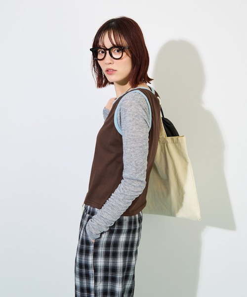 ABYS(アビス)の「【夏から秋まで着回せる】配色パイピングタンクトップ(タンクトップ・レディース・ブルー/ブラウン/ネイビー・FREE)」の16枚目の写真