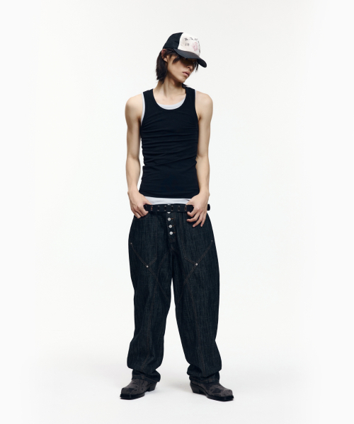 AAKAM(アーカム)の「2-Piece Layered Sleeveless (Black)(Tシャツ/カットソー・レディース・その他・1/2)」の16枚目の写真