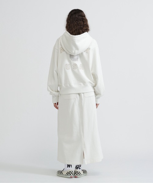 AVIREX(アヴィレックス)の「SIGNATURE VARSITY LOGO ZIP PARKA(パーカー・レディース・オフホワイト/グレー/ブラック・F)」の6枚目の写真
