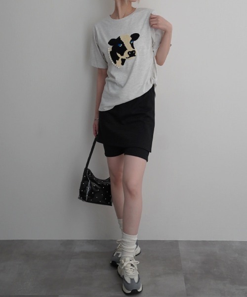 Rashik(ラシク)の「【Rashik】パール付アニマルモチーフTシャツ 半袖 サガラ 刺繍 カットソー トップス(Tシャツ/カットソー・レディース・オートミール/チャコールグレー・FREE)」の6枚目の写真