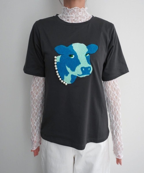 Rashik(ラシク)の「【Rashik】パール付アニマルモチーフTシャツ 半袖 サガラ 刺繍 カットソー トップス(Tシャツ/カットソー・レディース・オートミール/チャコールグレー・FREE)」の12枚目の写真