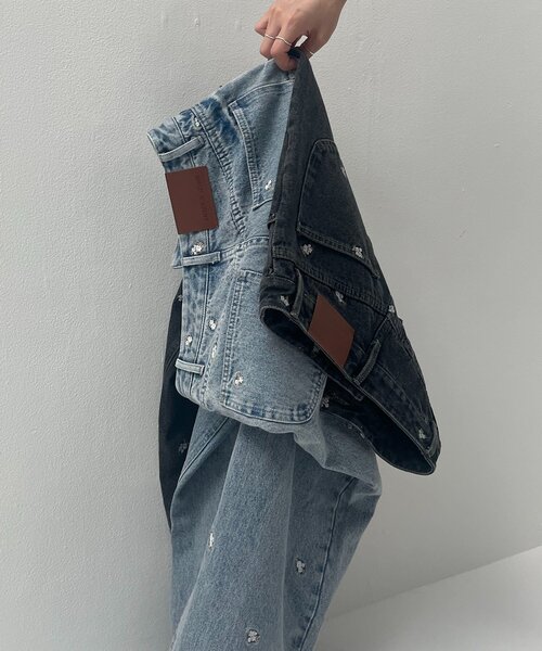 CAPRICIEUX LE'MAGE(カプリシューレマージュ)の「【低身長サイズあり】小花刺繍デニム(デニムパンツ・レディース・ブルー/ブラック・36/PS/38)」の15枚目の写真