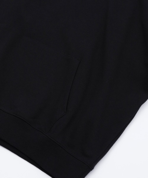 MILKFED.（ミルクフェド）の「STRAWBERRY CAKE SWEAT HOODIE（パーカー・レディース・ブラック/オフホワイト/レッド・M/L）」の5枚目の写真