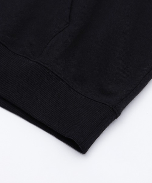 MILKFED.（ミルクフェド）の「STRAWBERRY CAKE SWEAT HOODIE（パーカー・レディース・ブラック/オフホワイト/レッド・M/L）」の6枚目の写真