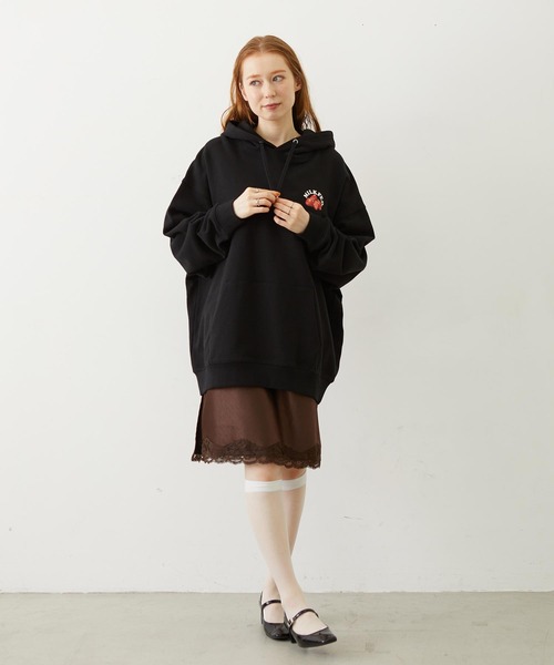 MILKFED.（ミルクフェド）の「STRAWBERRY CAKE SWEAT HOODIE（パーカー・レディース・ブラック/オフホワイト/レッド・M/L）」の19枚目の写真