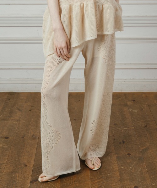 CREDONA(クレドナ)の「LACE KNIT PANTS/レースニットパンツ(その他パンツ・レディース・ネイビー/ライトイエロー・FREE)」の1枚目の写真