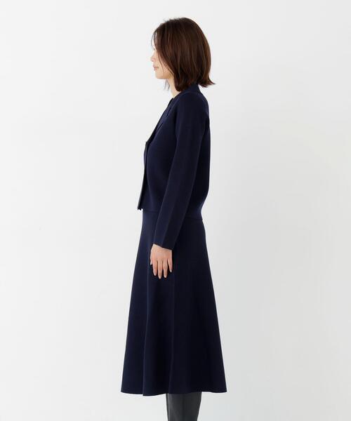 NATURAL BEAUTY BASIC(ナチュラルビューティーベーシック)の「ニットジャケット&スカートセットアップ(セットアップ・レディース・ネイビー/ダークブラウン・SMALL/MEDIUM)」の5枚目の写真