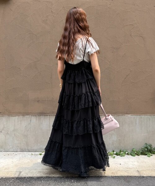 w closet(ダブルクローゼット)の「レースティアードキャミワンピース(ワンピース・レディース・ブラック/カーキ/ブルー/オフホワイト・FREE)」の22枚目の写真