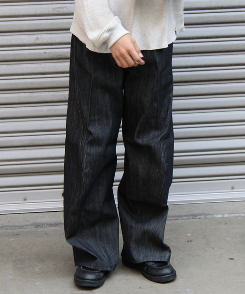 NVRFRGT(ネヴァーフォーゲット)の「NVRFRGT / ネヴァーフォーゲット WISM 別注 3D WIDELEG JEANS(デニムパンツ・メンズ・ブラック・1/2/3)」の4枚目の写真