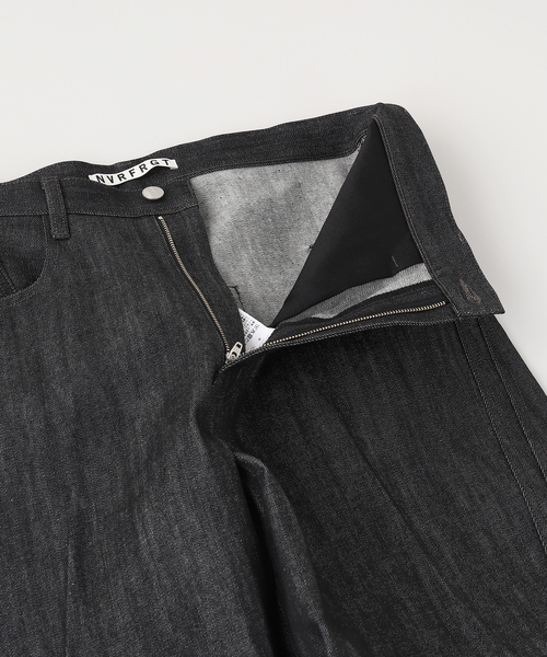 NVRFRGT(ネヴァーフォーゲット)の「NVRFRGT / ネヴァーフォーゲット WISM 別注 3D WIDELEG JEANS(デニムパンツ・メンズ・ブラック・1/2/3)」の12枚目の写真
