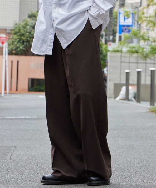 Dickies(ディッキーズ)の「Dickies/ディッキーズ TR TWO TUCK WIDE PANTS ツータックワイドスラックス センタープレス ストレートシルエット きれいめ カジュアル 2026年秋冬(スラックス・メンズ・ブラック/グレー/ブラウン・30inch/32inch/34inch)」の20枚目の写真