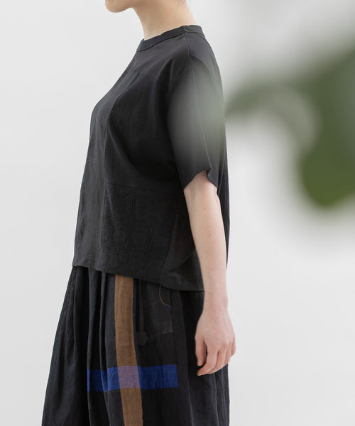 nop de nod(ノップドゥノッド)の「Cloche misc布帛パッチワークTシャツ(Tシャツ/カットソー・レディース・ブラック/オフホワイト・M)」の15枚目の写真