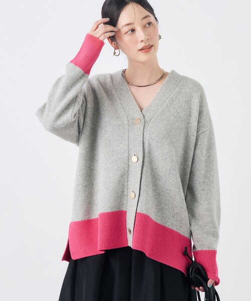 NOLLEY’S(ノーリーズ)の「【WEB&一部店舗限定カラーあり】MUSICゆったりVネックカーディガン(カーディガン/ボレロ・レディース・オフホワイト/グレー系その他2/グレー系その他/チャコールグレー/ベビーピンク/ブルー系その他7・38)」の3枚目の写真