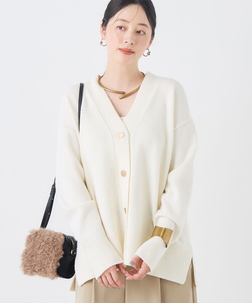 NOLLEY’S(ノーリーズ)の「【WEB&一部店舗限定カラーあり】MUSICゆったりVネックカーディガン(カーディガン/ボレロ・レディース・オフホワイト/グレー系その他2/グレー系その他/チャコールグレー/ベビーピンク/ブルー系その他7・38)」の11枚目の写真