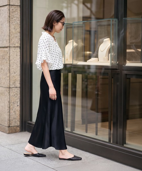 STYLE DELI(スタイルデリ)の「【DELI by】 ランダムドット×フレアスリーブ 軽やかシフォンブラウス(シャツ/ブラウス・レディース・ブラック/ホワイト・M)」の7枚目の写真