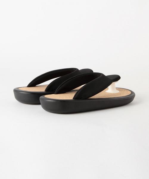 JOJO（ジョジョ）の「JOJO（ジョジョ） BLACK MID◇（サンダル）」 - WEAR