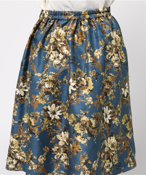 laboratory work（ラボラトリーワーク）の「バックサテンシャンタン配色花柄スカート（スカート・レディース・イエロー系その他/ネイビー・MEDIUM）」の8枚目の写真