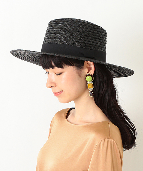 ショートボブにはどんなハットが似合う 夏にぴったりのショートボブ