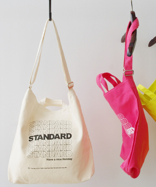 RAGEBLUE（レイジブルー）の「＜2WAY仕様＞STANDARD EASY BAG/743634（ショルダーバッグ・メンズ・ネイビー/マスタード/オフホワイト/グレー/レッド/オリーブ/イエロー/グリーン/パープル/ピンク系その他・FREE）」の2枚目の写真