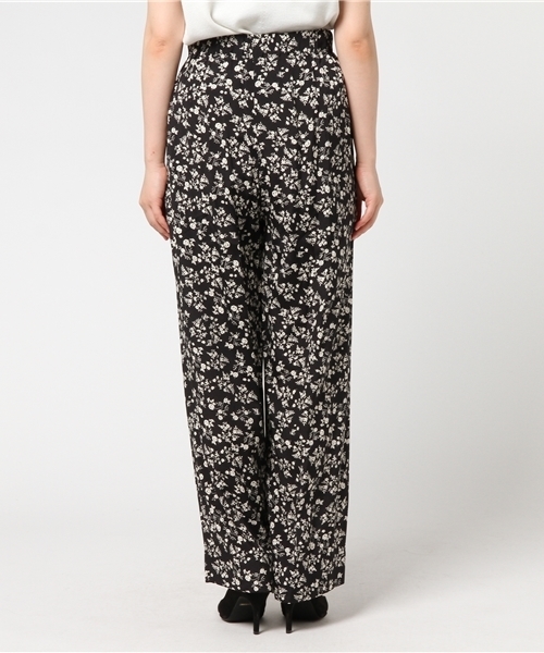 ESTNATION(エストネーション)の「ESTNATION モノトーンフラワーパンツ(その他パンツ・レディース・ダークブラック・38/36)」の4枚目の写真