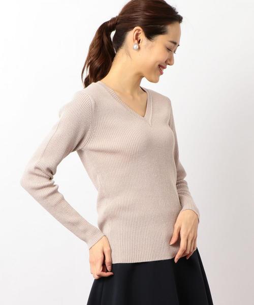 green label relaxing（グリーンレーベルリラクシング）の「[手洗い可能] CR ラメ リブ Vネック 12G ニット ◆（ニット/セーター・レディース・ライトグレー/ネイビー/ライラック/ライトブルー/ベージュ・FREE）」の3枚目の写真