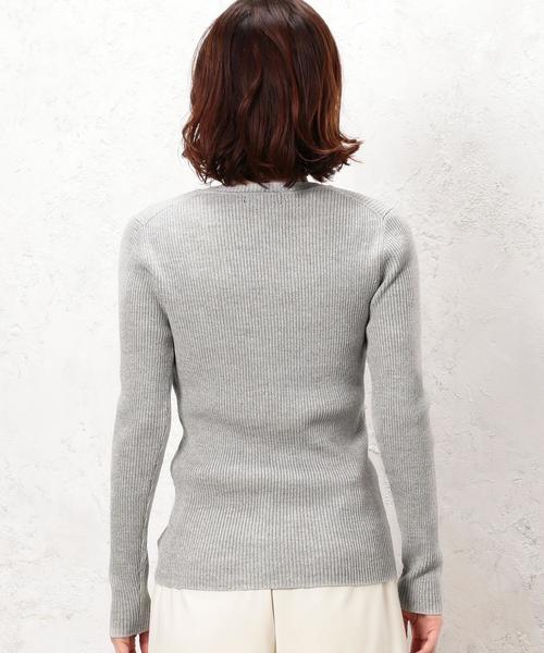 green label relaxing（グリーンレーベルリラクシング）の「[手洗い可能] CR ラメ リブ Vネック 12G ニット ◆（ニット/セーター・レディース・ライトグレー/ネイビー/ライラック/ライトブルー/ベージュ・FREE）」の6枚目の写真