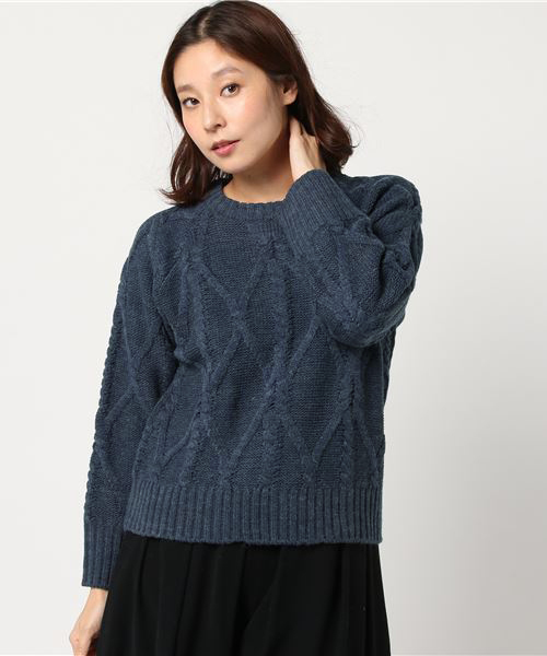 Lugnoncure（ルノンキュール）の「ロービングケーブル柄プルオーバー（ニット/セーター・レディース・ベージュ/ネイビー/オフホワイト/ブルー・MEDIUM）」の3枚目の写真