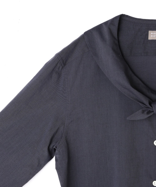 MARGARET HOWELL（マーガレットハウエル）の「WASHED COTTON（シャツ/ブラウス・レディース・ホワイト/チャコール・1/2/3）」の4枚目の写真