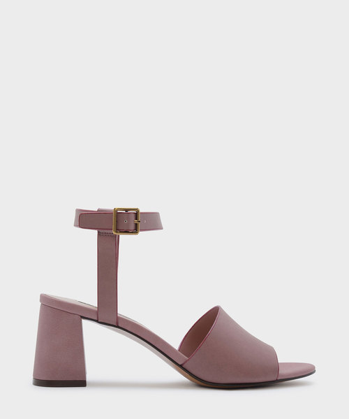 CHARLES & KEITH(チャールズ & キース)の「アンクルストラップブロックヒール / ANKLE STRAP BLOCK HEEL(パンプス・レディース・ブラック/ピンク/ブルー・22.5cm/23.5cm/23cm/24.5cm/25cm)」の1枚目の写真