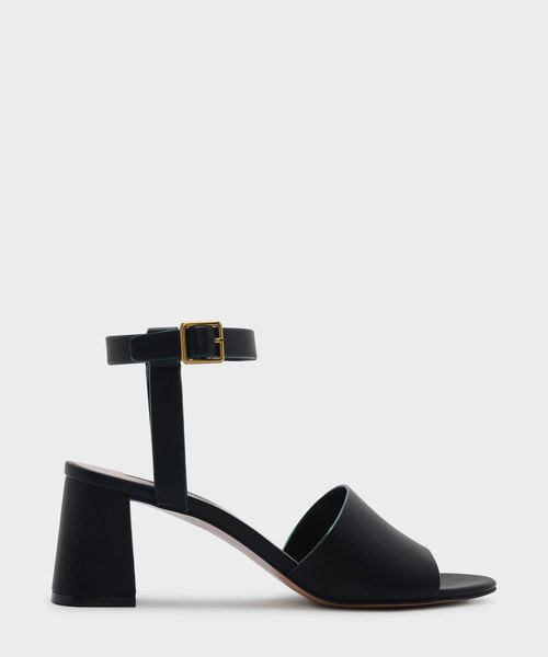 CHARLES & KEITH(チャールズ & キース)の「アンクルストラップブロックヒール / ANKLE STRAP BLOCK HEEL(パンプス・レディース・ブラック/ピンク/ブルー・22.5cm/23.5cm/23cm/24.5cm/25cm)」の2枚目の写真
