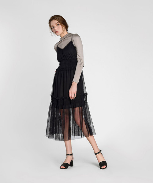 CHARLES & KEITH(チャールズ & キース)の「アンクルストラップブロックヒール / ANKLE STRAP BLOCK HEEL(パンプス・レディース・ブラック/ピンク/ブルー・22.5cm/23.5cm/23cm/24.5cm/25cm)」の9枚目の写真