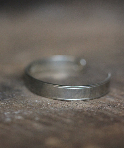 amp japan（アンプジャパン）の「Cut Star BG(カットスター バングル)（バングル/リストバンド・メンズ・シルバー・MEDIUM）」の4枚目の写真