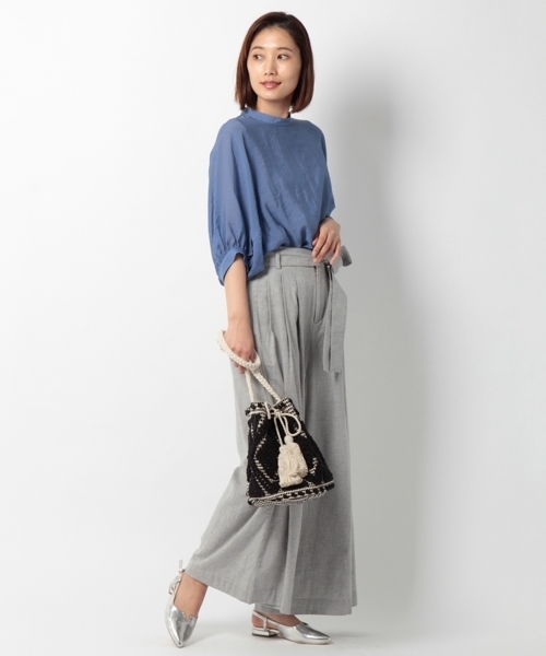 laboratory work（ラボラトリーワーク）の「タッセル付き巾着バッグ（ハンドバッグ・レディース・ブラック・FREE）」の8枚目の写真