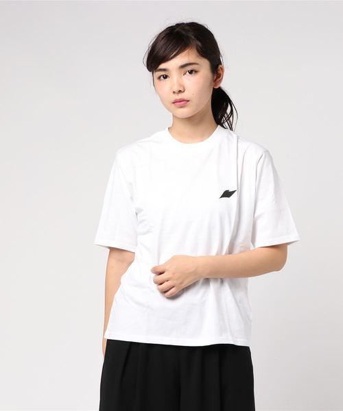 CLANE（クラネ）の「ペタルモチーフパックTシャツ（Tシャツ/カットソー・レディース・ブラック/ホワイト・1/2）」の3枚目の写真