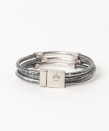 KU-CROISSANT（クークロワッサン）の「「Haim」three leatherバングル（バングル/リストバンド）」