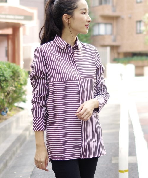 NARACAMICIE（ナラカミーチェ）の「ミラノストライプビックチュニックシャツ（シャツ/ブラウス・レディース・ベージュ/ボルドー/ネイビー・SMALL/LARGE/MEDIUM）」の18枚目の写真