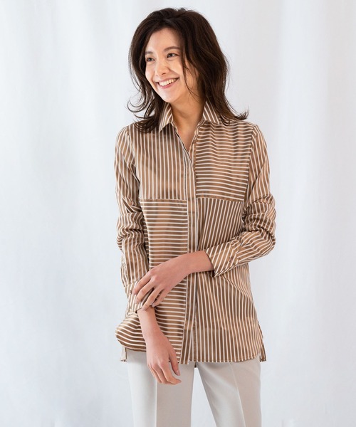 NARACAMICIE（ナラカミーチェ）の「ミラノストライプビックチュニックシャツ（シャツ/ブラウス・レディース・ベージュ/ボルドー/ネイビー・SMALL/LARGE/MEDIUM）」の2枚目の写真