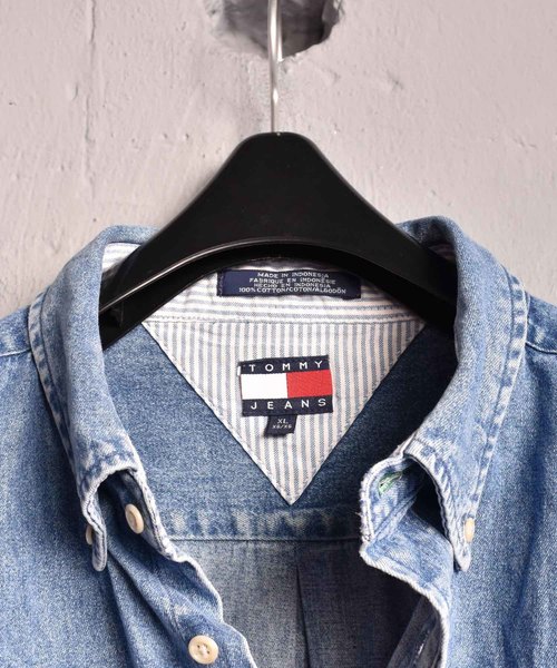 90'sトミーヒルフィガー  デニムシャツ バックプリント クーポン】【セール 40%OFF】トミージーンズ TOMMY JEANS バック