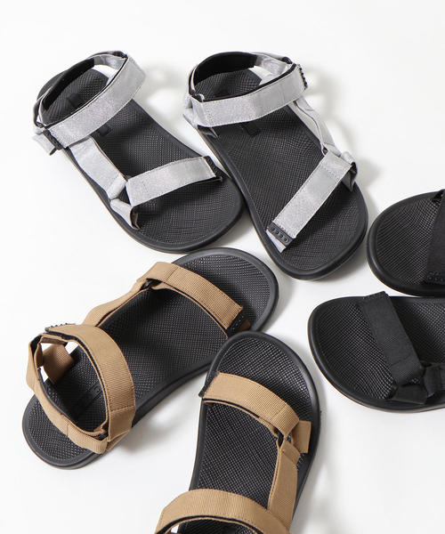 coen（コーエン）の「【『リンネル』6月号掲載・毎年人気】スポーツサンダル（サンダル・レディース・ベージュ/ブラック/シルバー・SMALL/MEDIUM/LARGE）」の3枚目の写真